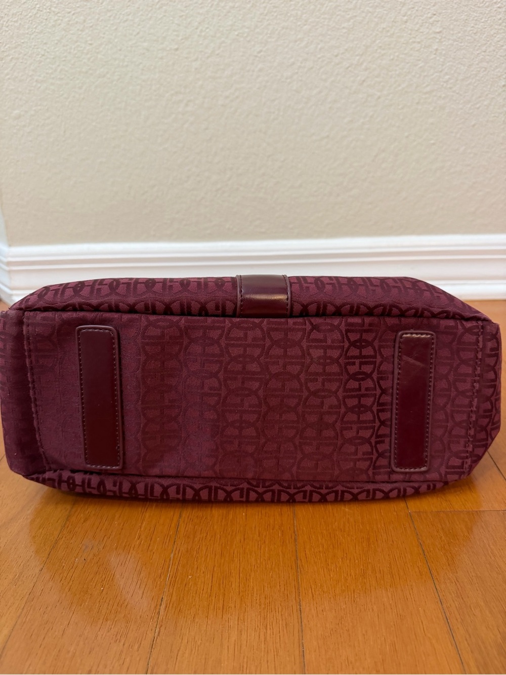 Giani Bernini Burgundy Monogram Tote with Matching Wallet - Picture 6 of 10